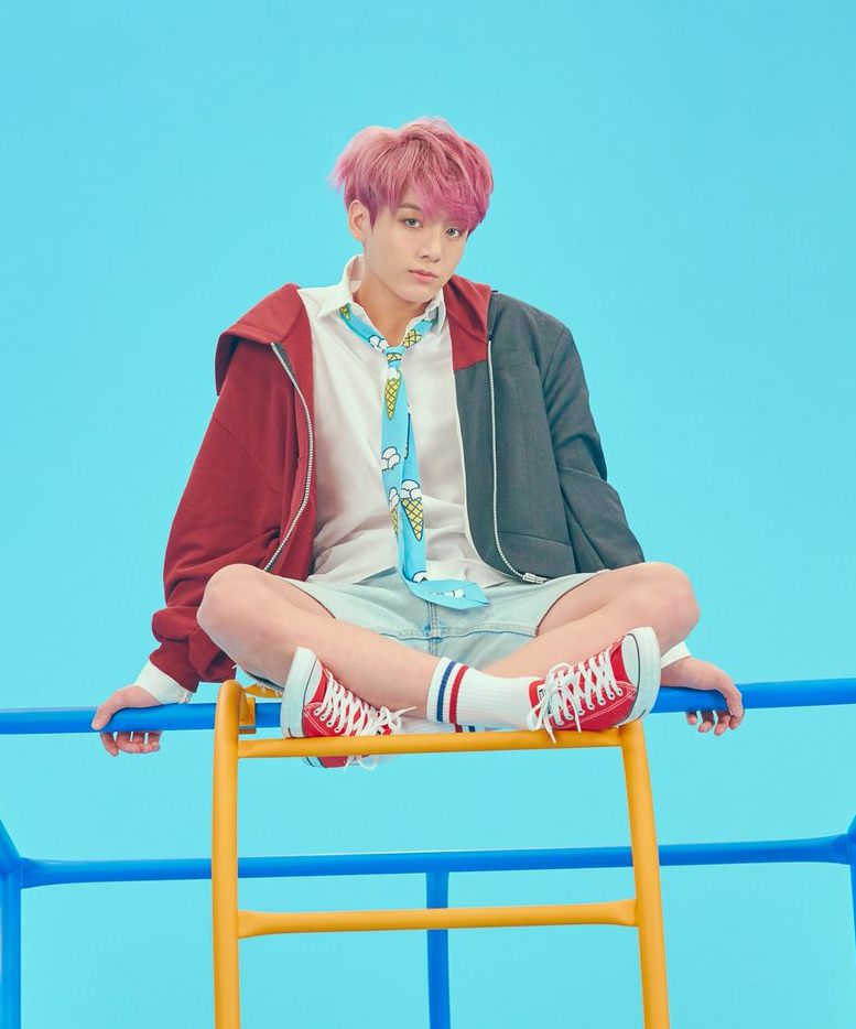 Suga from how in feet tall bts is What is